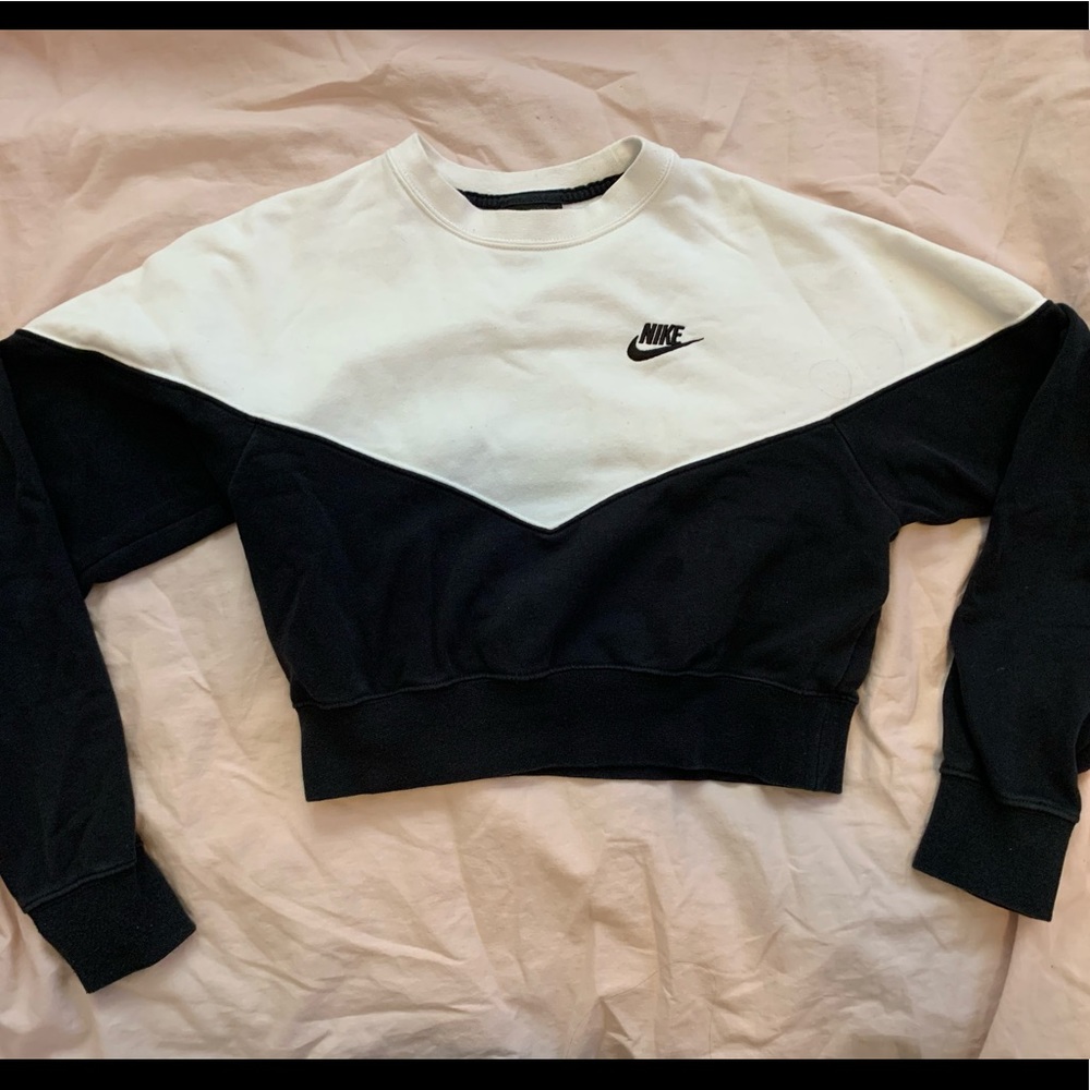 Nike cropped sweater